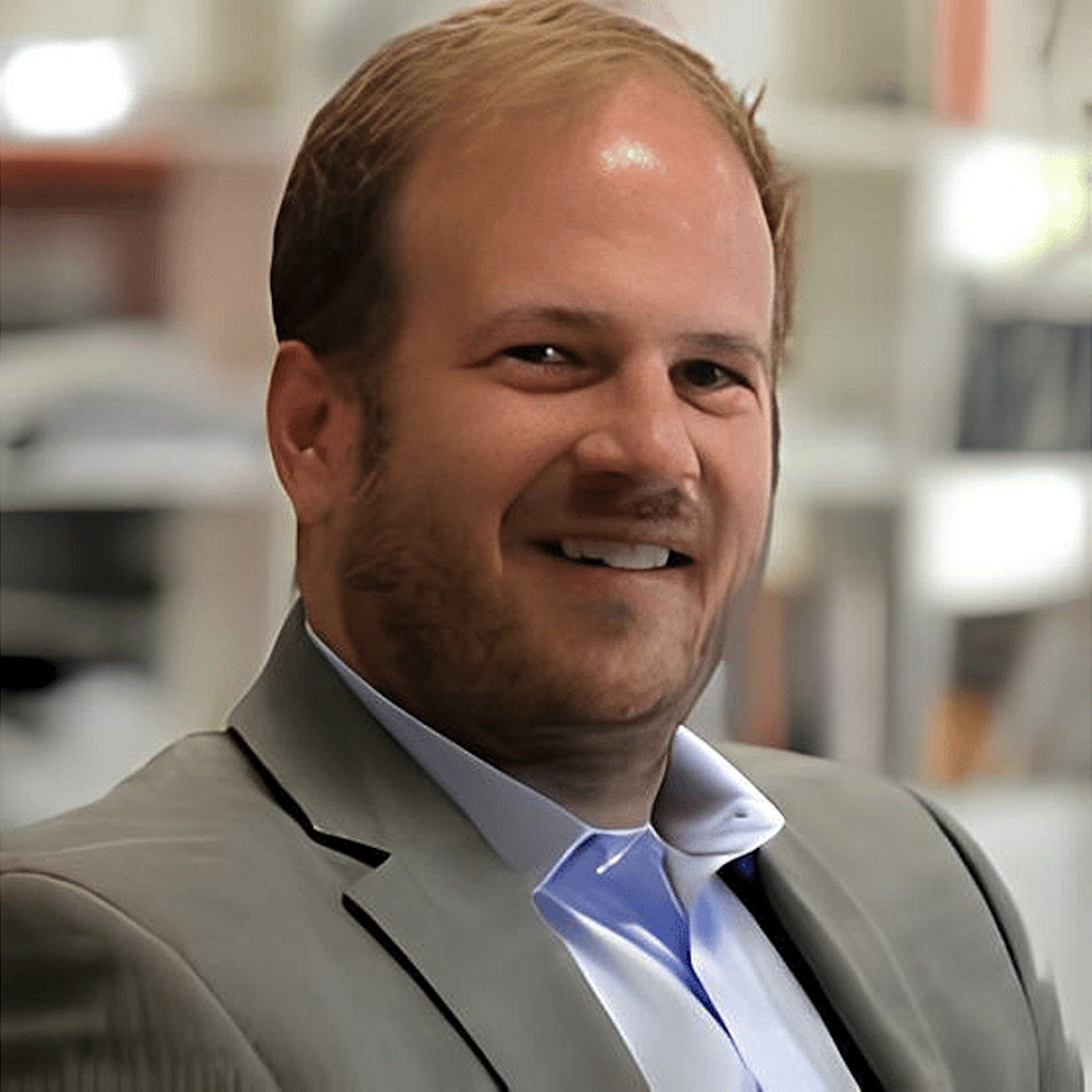 Mark Langanki headshot